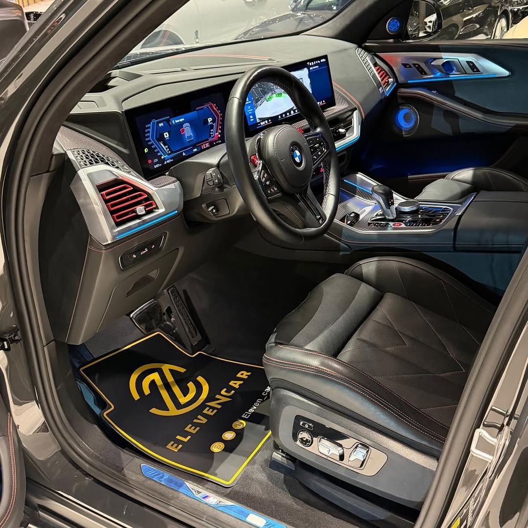 2025 BMW XM photo 5