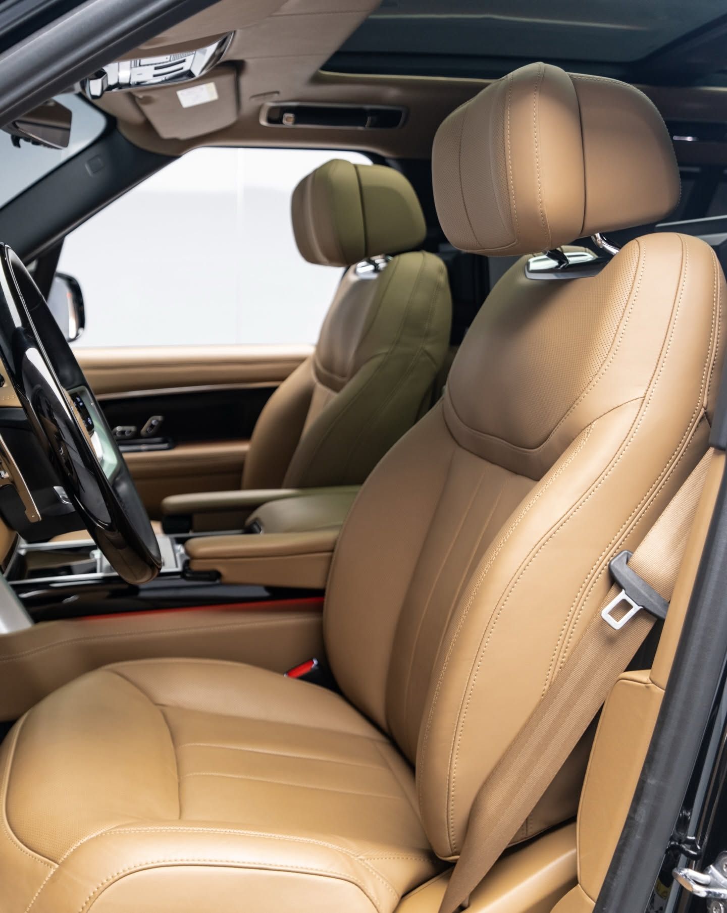 2024 Land Rover Autobiography photo 5