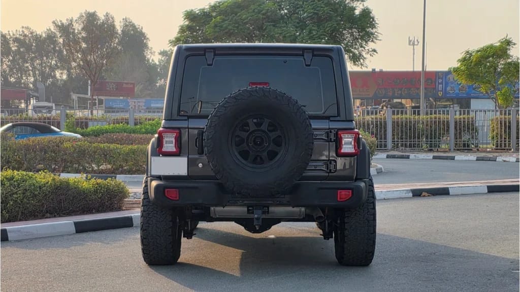2019 Jeep Wrangler photo 4