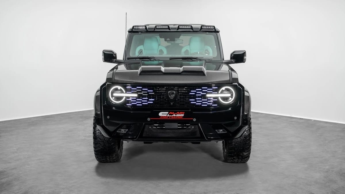 2025 Ford Bronco photo 2