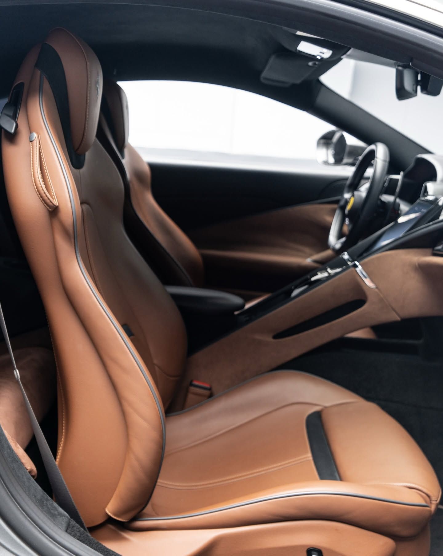 2021 Ferrari Roma photo 5