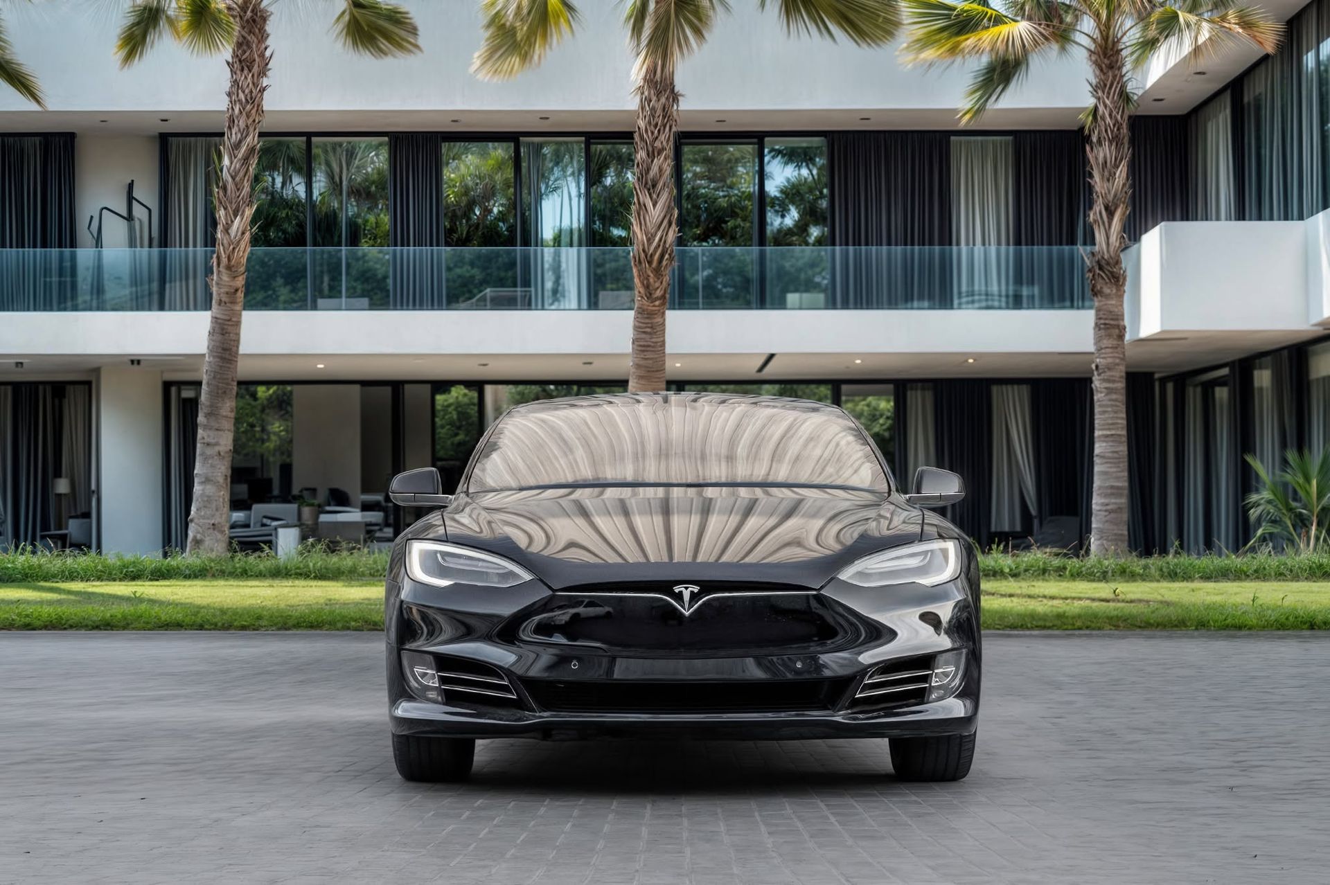 2018 Tesla Model S photo 2