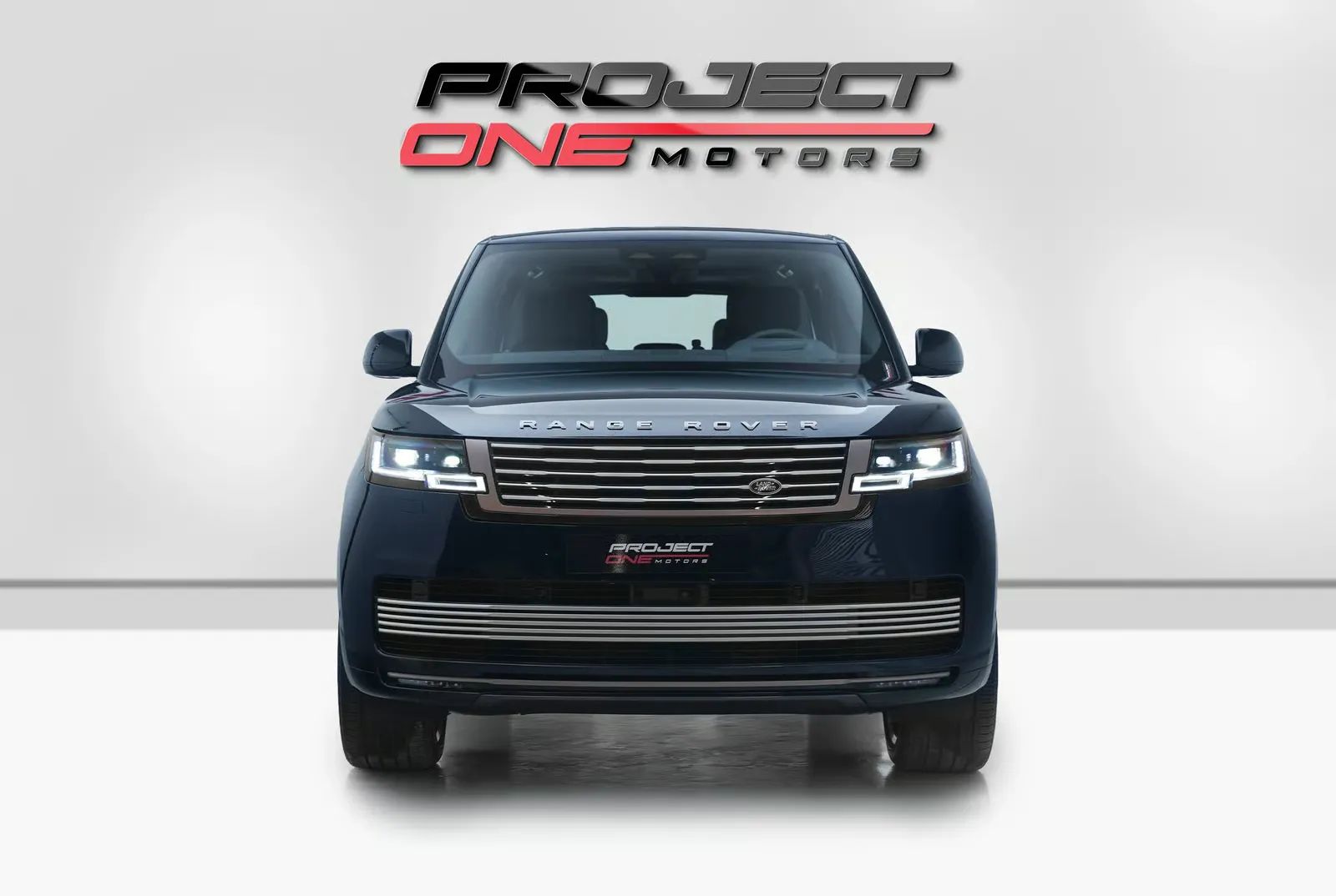 2026 Land Rover Range Rover SV photo 2