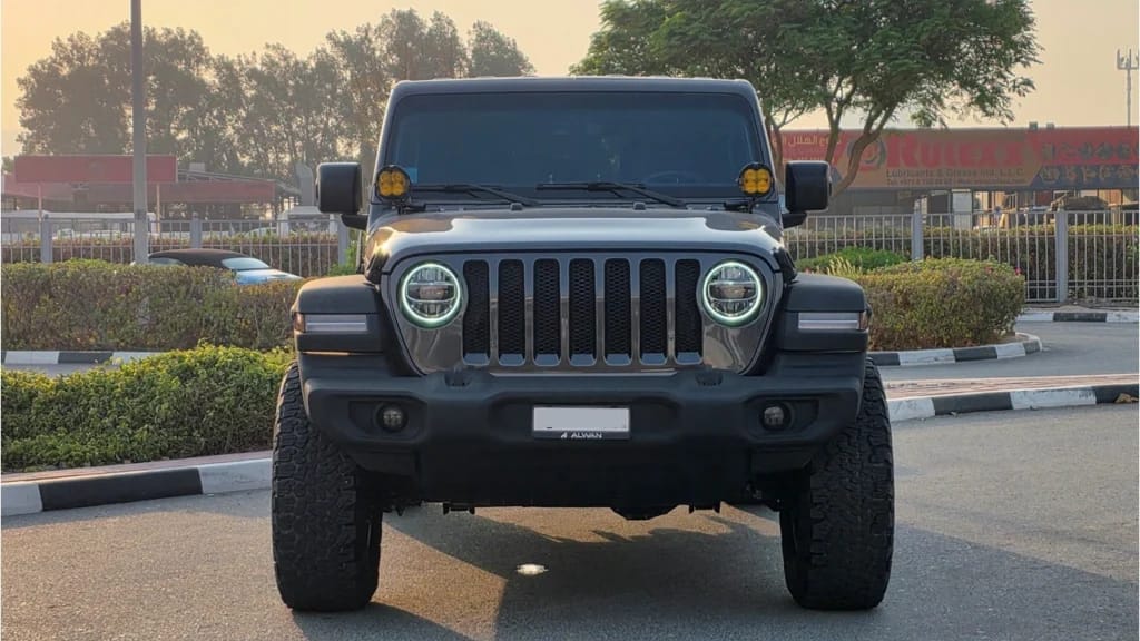 2019 Jeep Wrangler photo 2