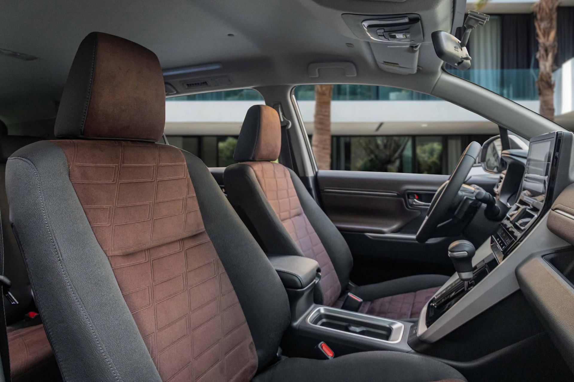 2026 Toyota Innova photo 5