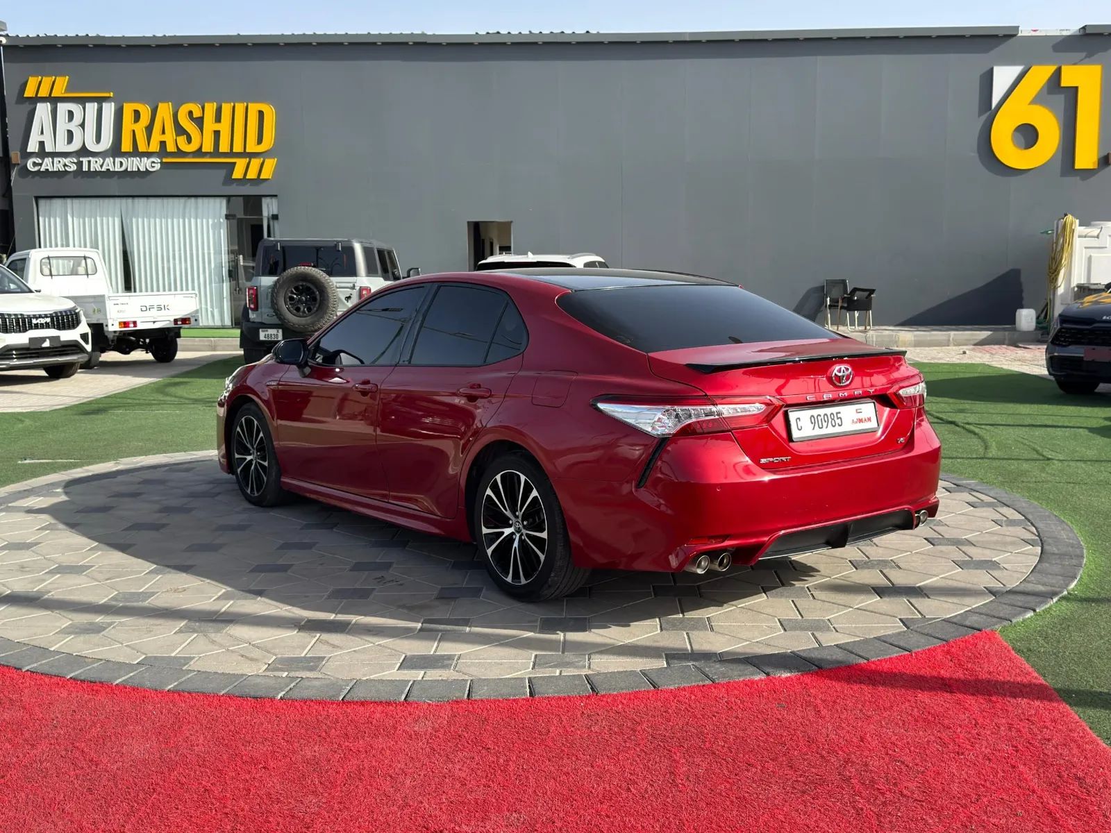 2019 Toyota Camry photo 4