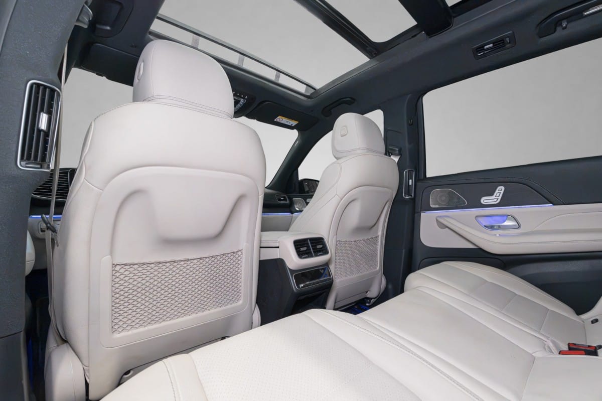 2025 Mercedes-Benz GLS photo 5