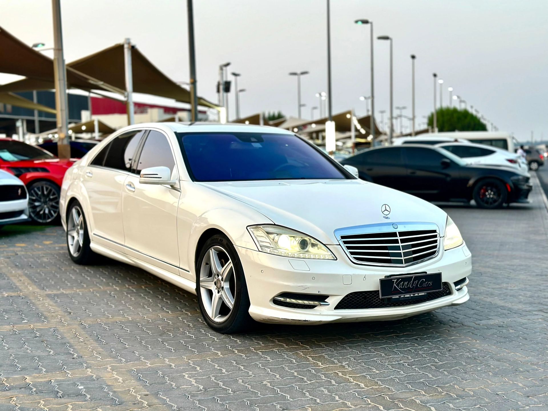2013 Mercedes-Benz S-Class photo 3