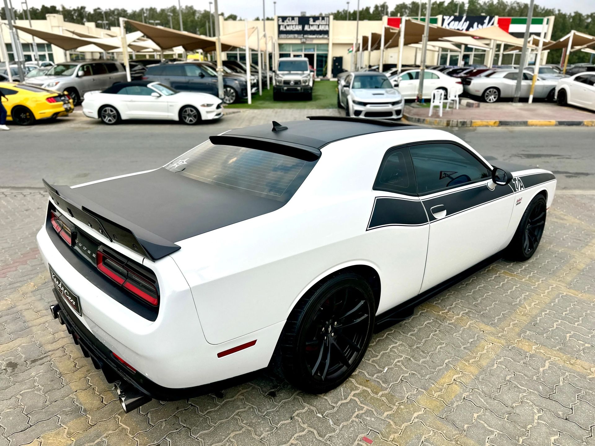 2018 Dodge Challenger photo 5