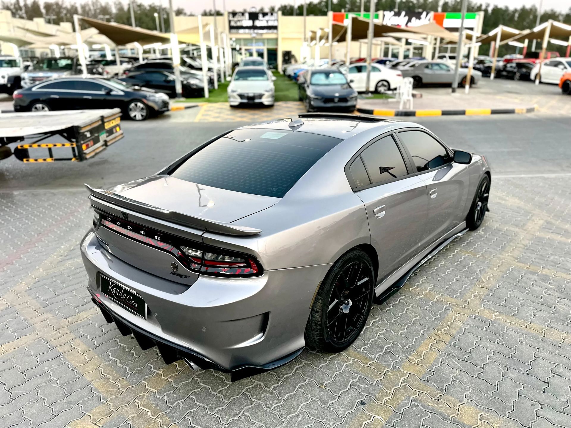 2019 Dodge Charger photo 5