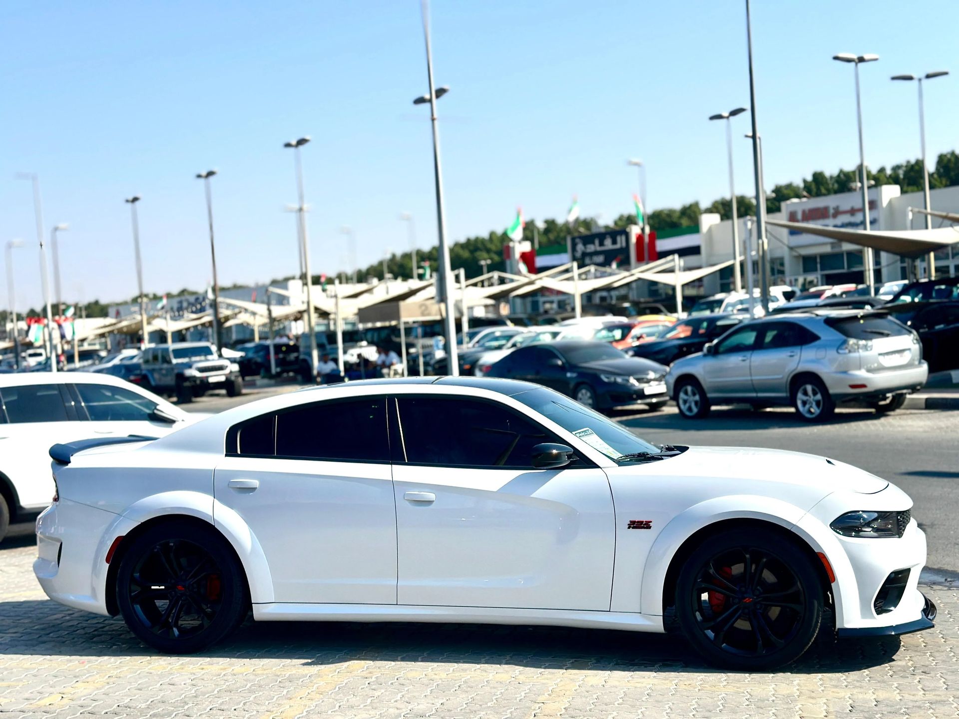 2020 Dodge Charger photo 4