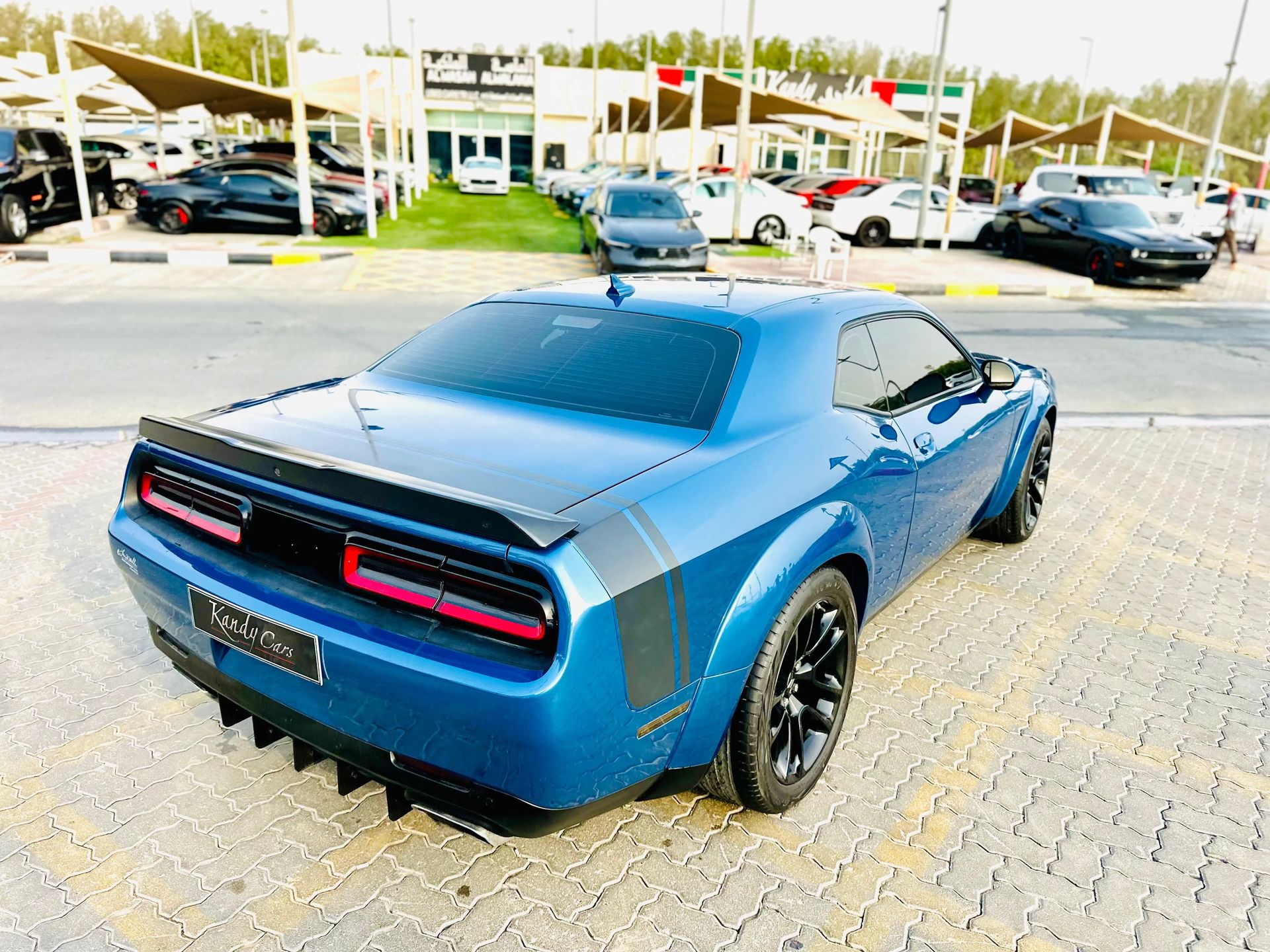2021 Dodge Challenger photo 5