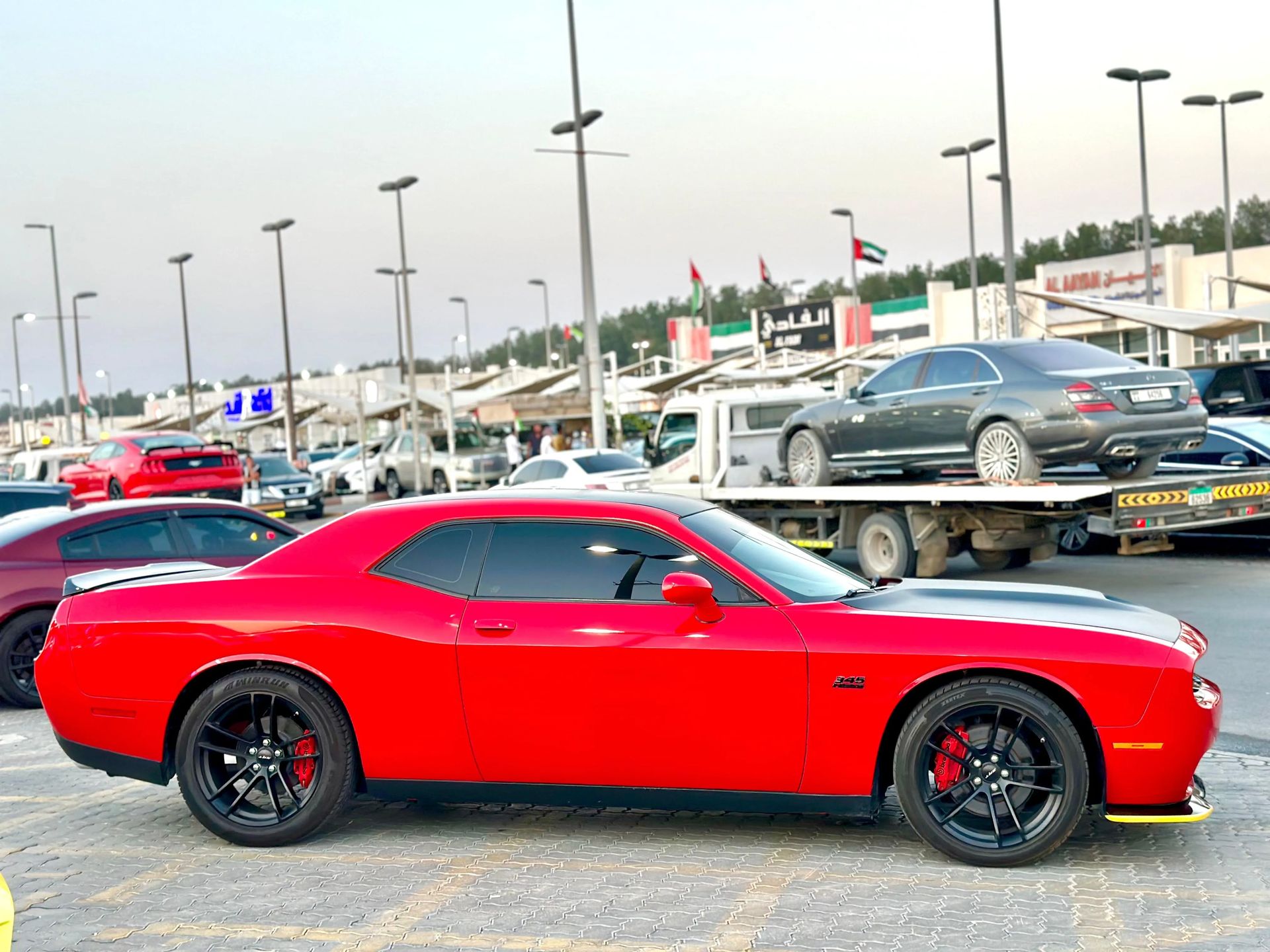 2023 Dodge Challenger photo 4