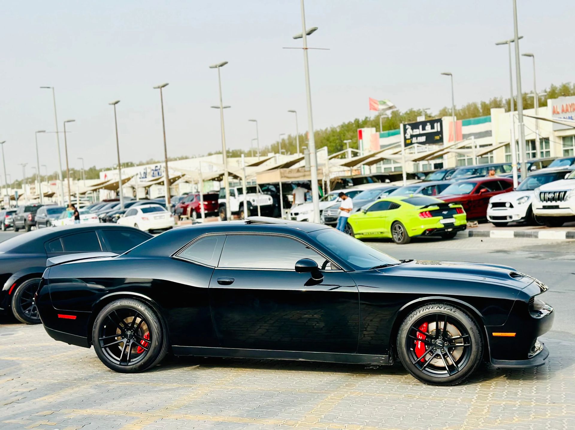 2023 Dodge Challenger photo 4