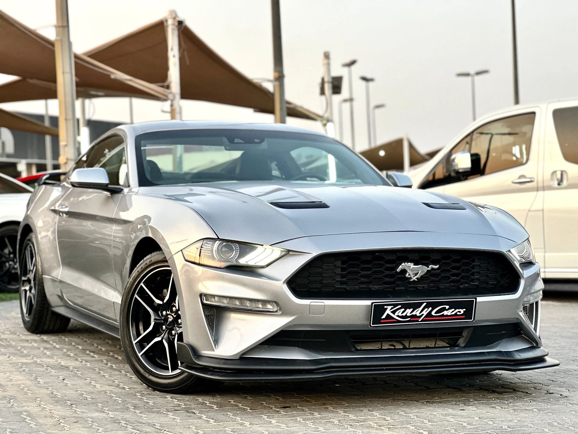 2023 Ford Mustang photo 3