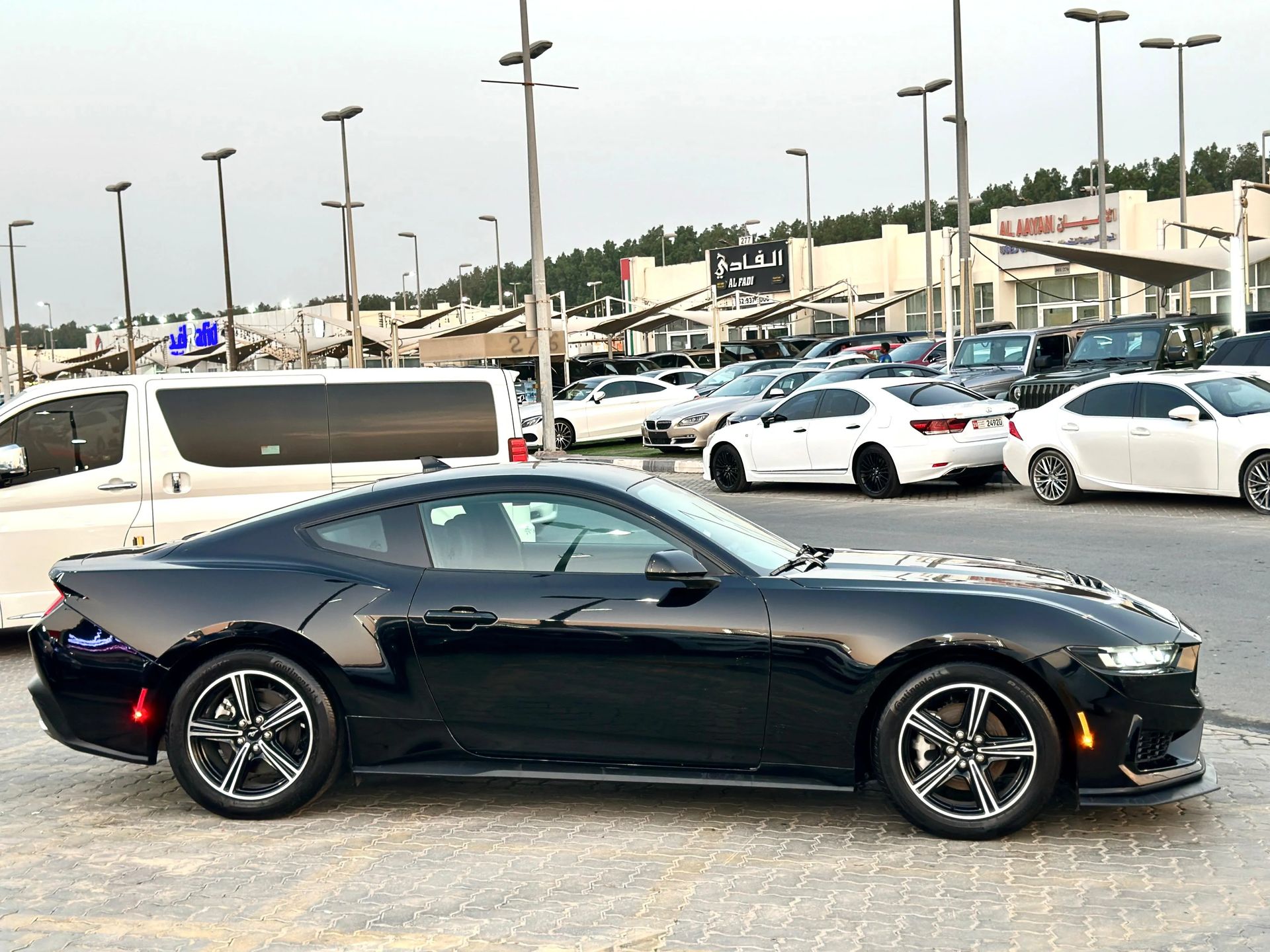 2024 Ford Mustang photo 4