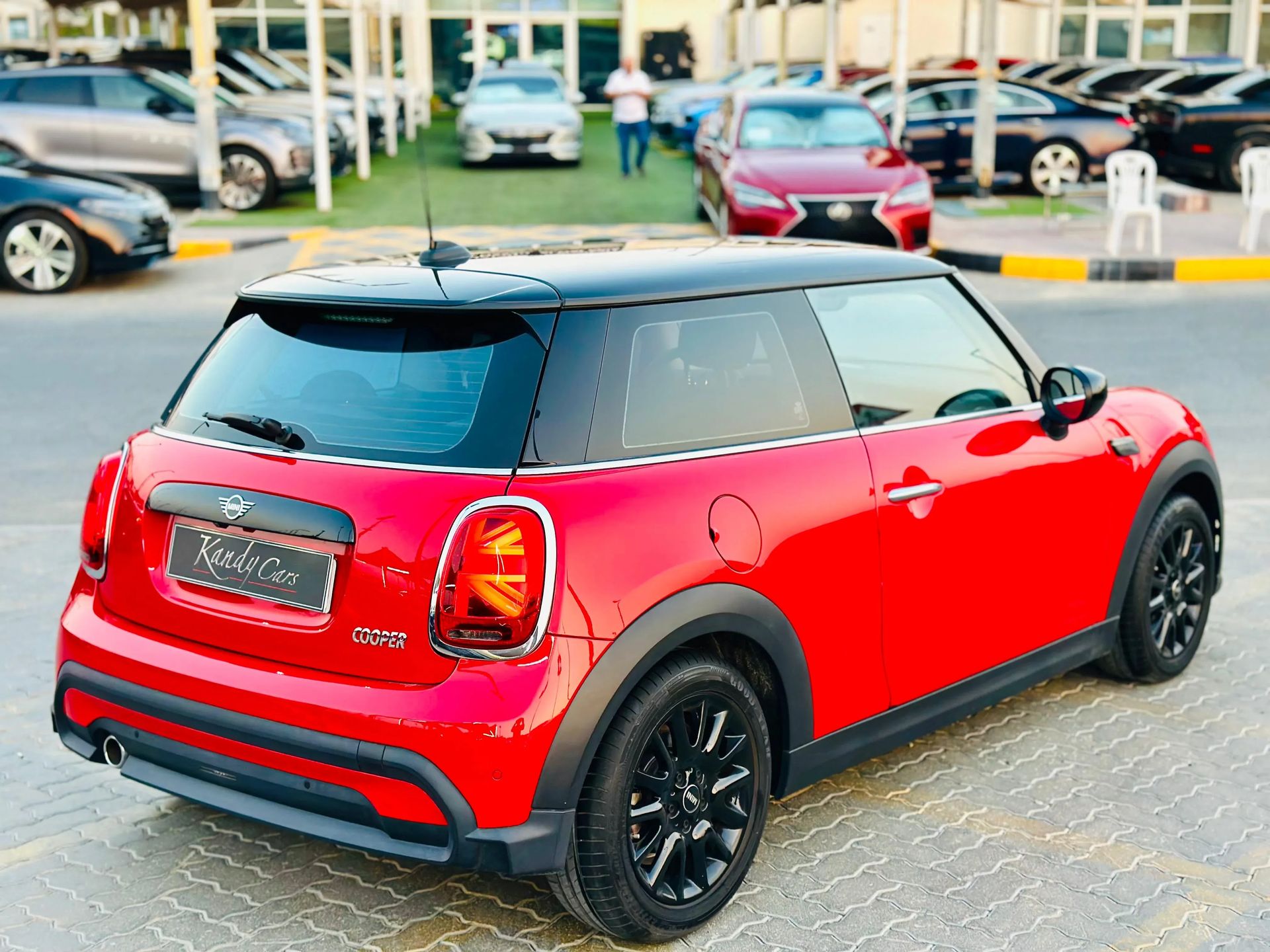 2024 MINI Cooper photo 5