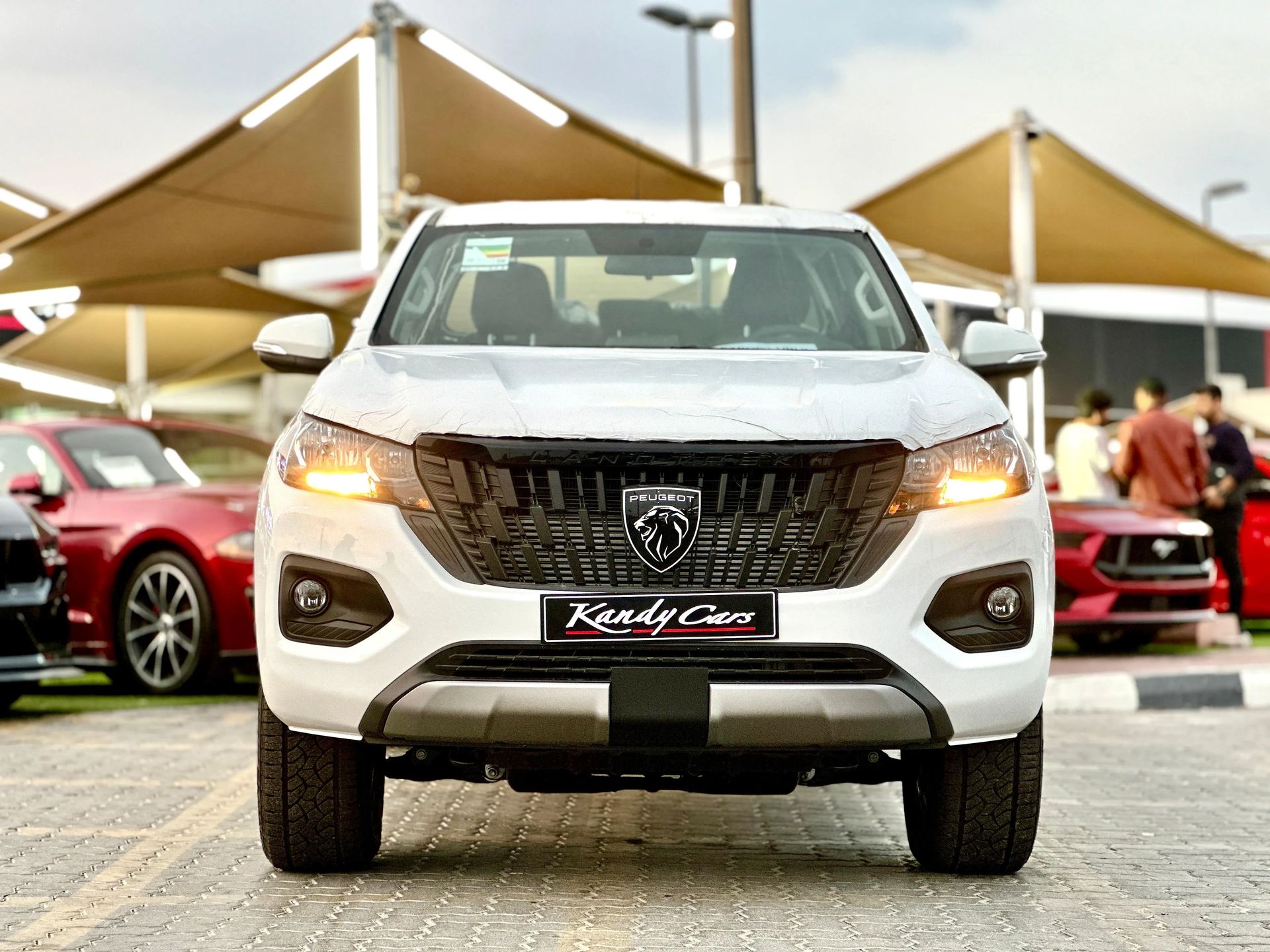 2026 Peugeot Landtrek photo 2