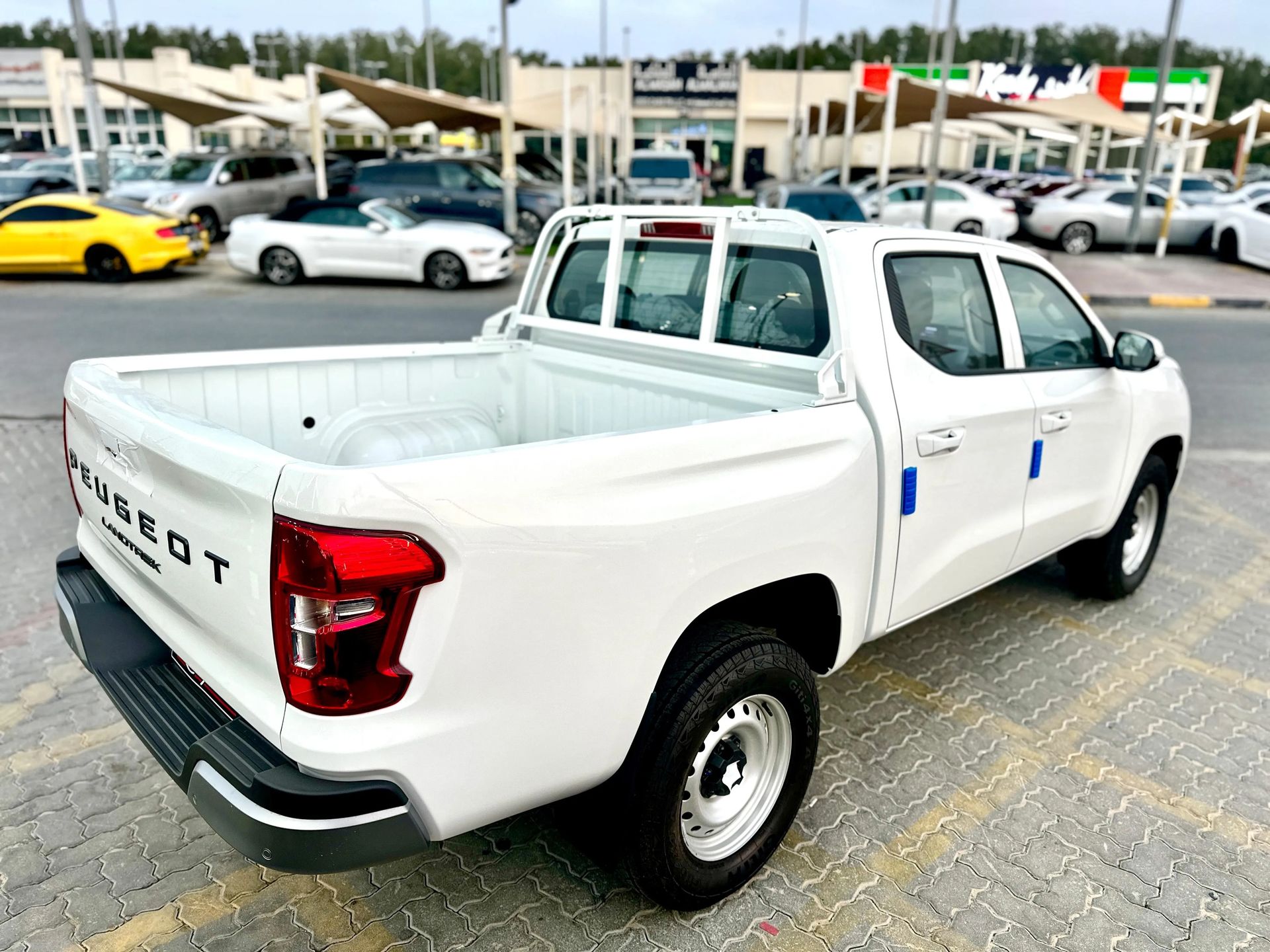 2026 Peugeot Landtrek photo 5