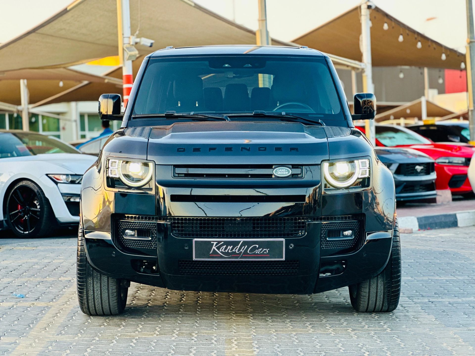 2022 Land Rover Defender photo 2