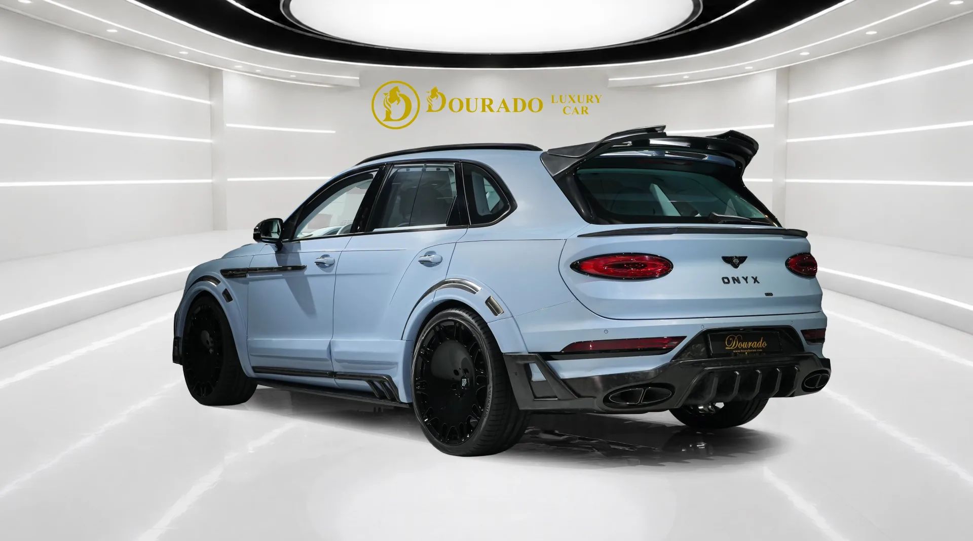 2024 Bentley Bentayga photo 4