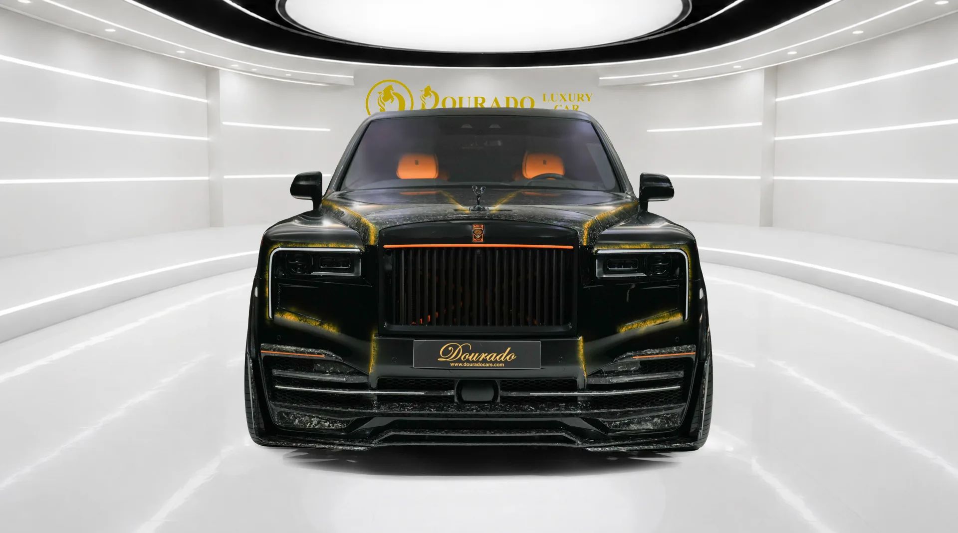 2024 Rolls-Royce Cullinan photo 2