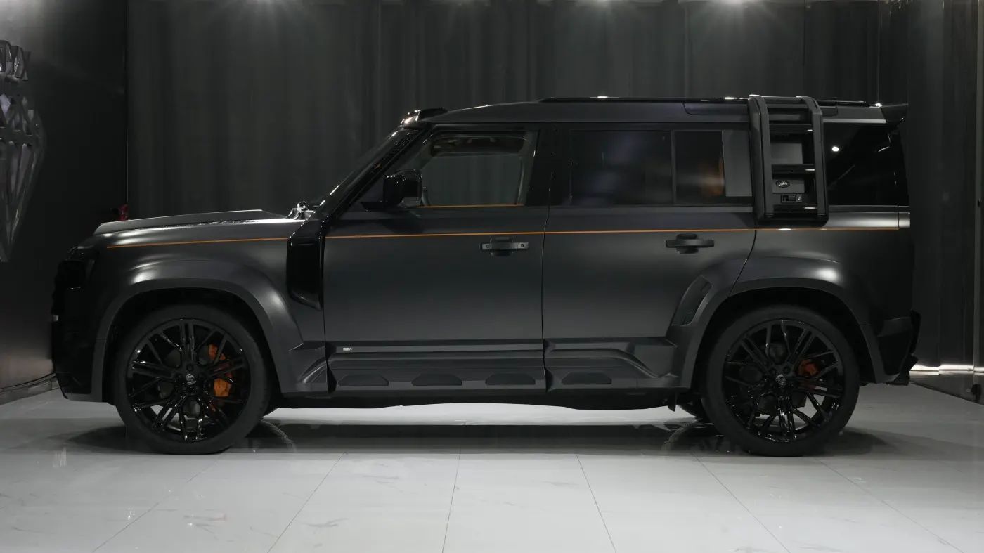 2022 Land Rover Defender photo 4
