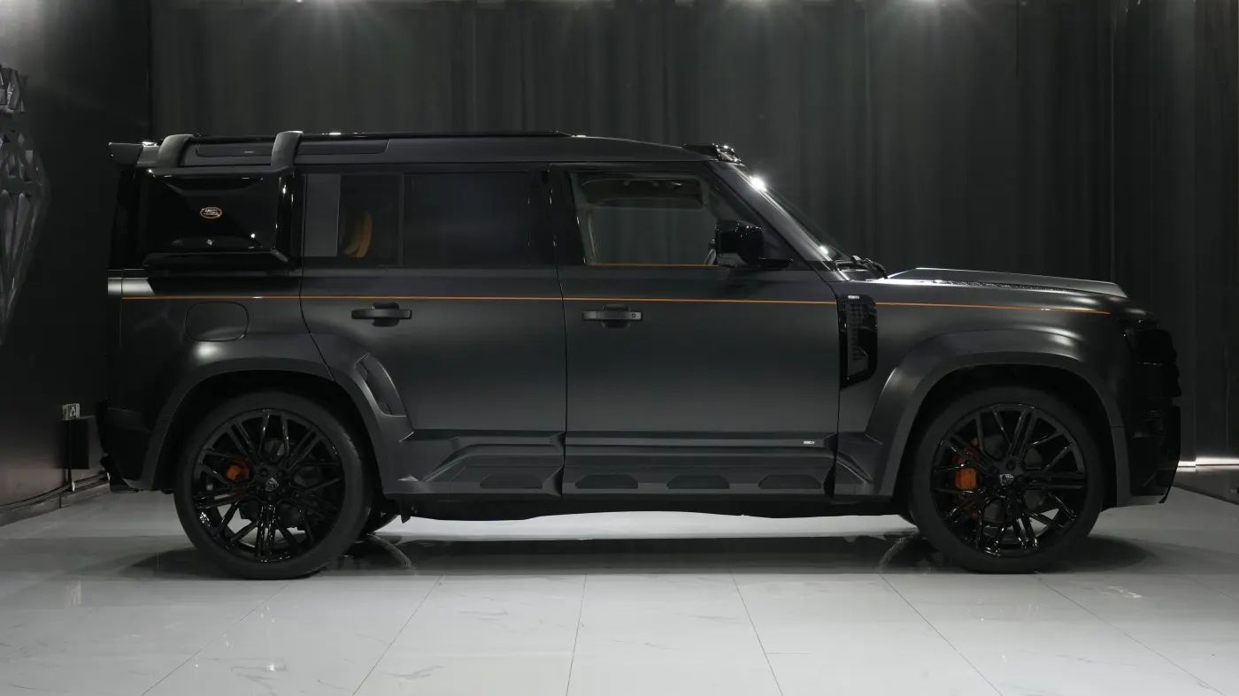 2022 Land Rover Defender photo 5