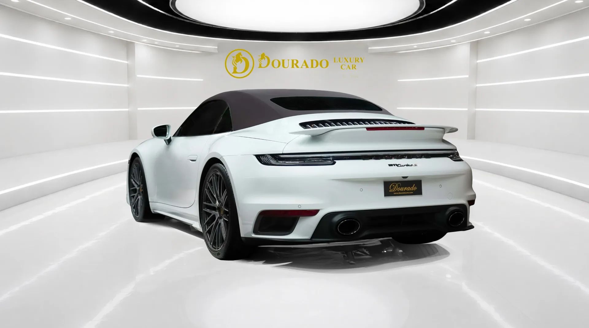 2023 Porsche 911 photo 4