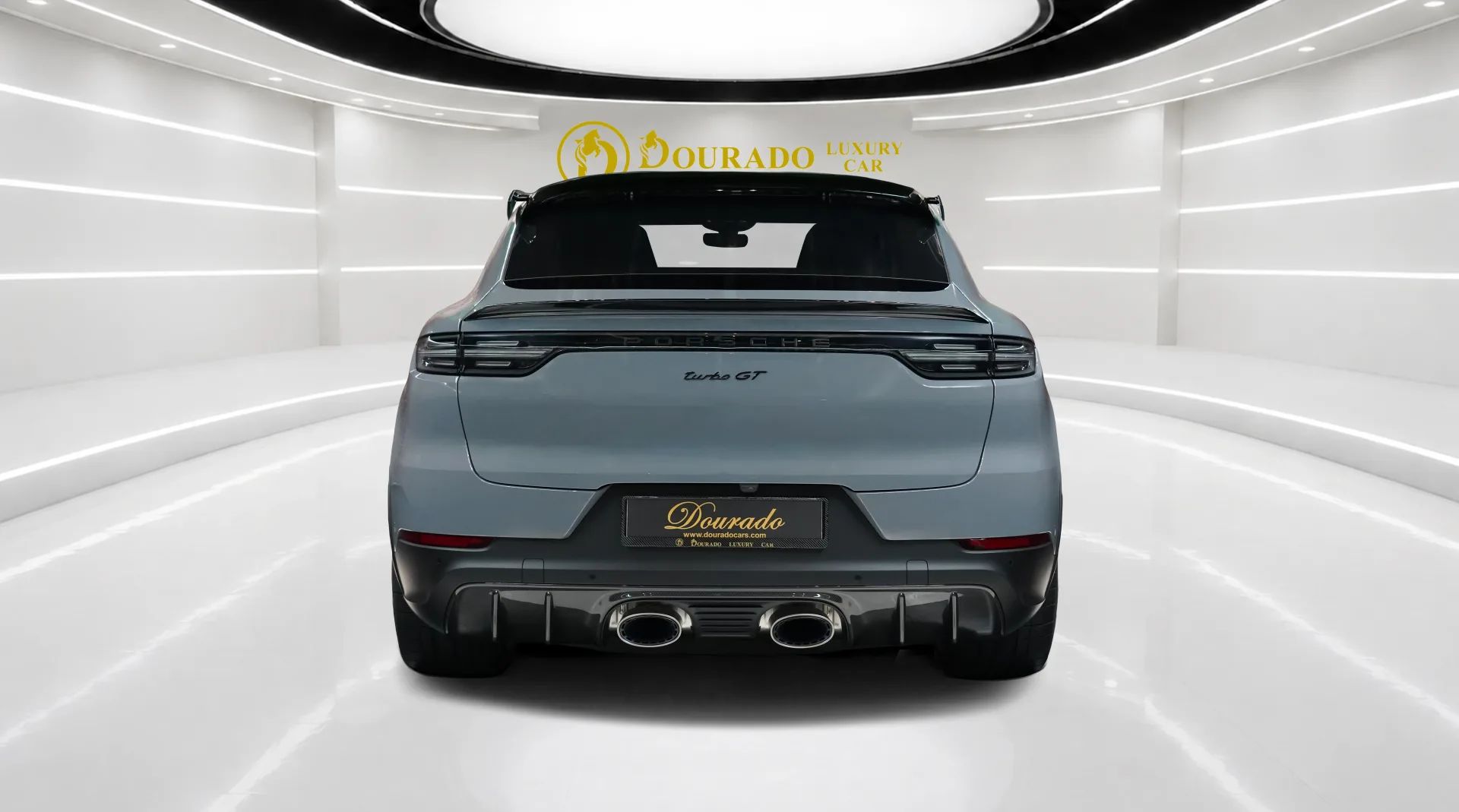 2023 Porsche Cayenne photo 5