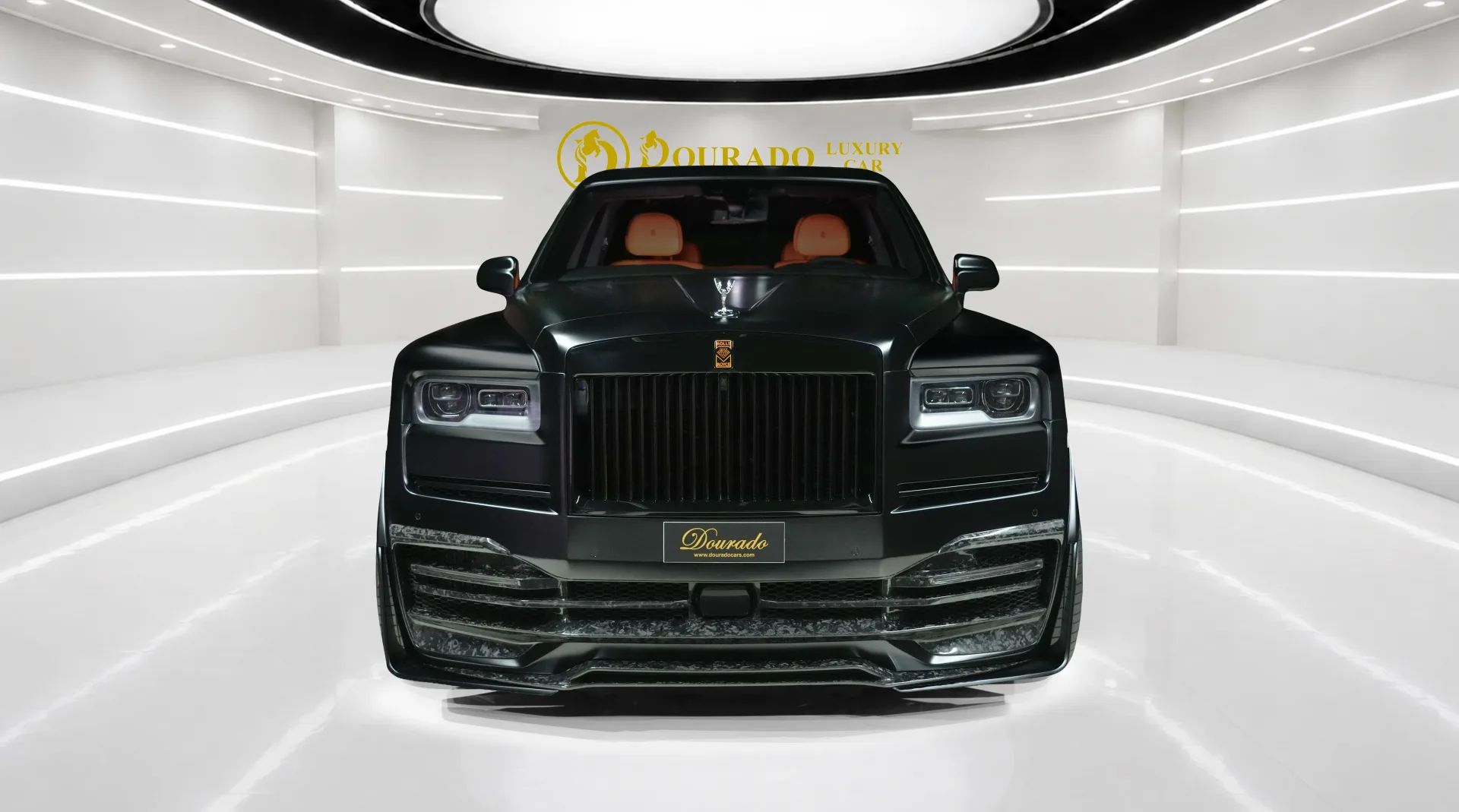 2024 Rolls-Royce Cullinan photo 2