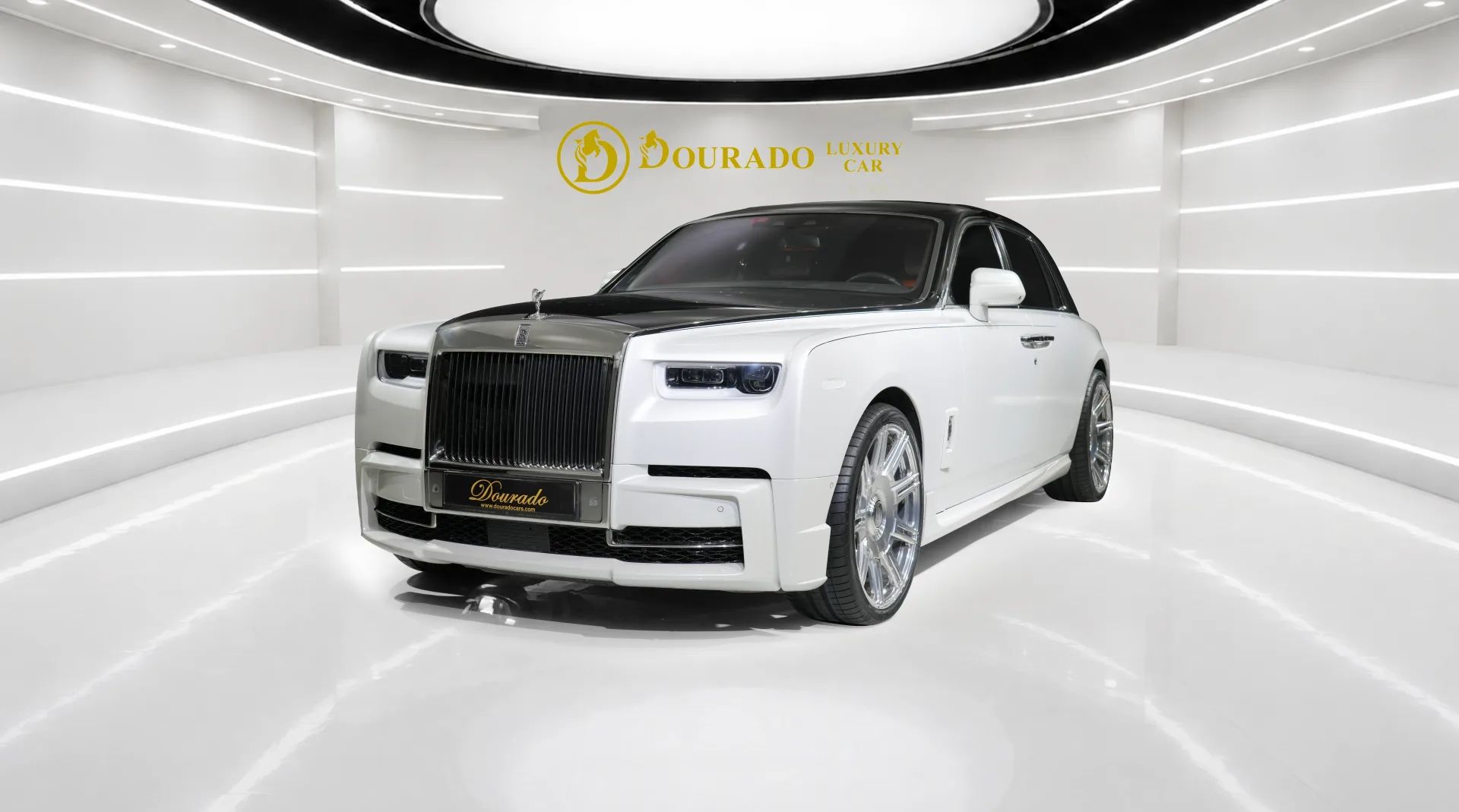 2021 Rolls-Royce Phantom photo 3