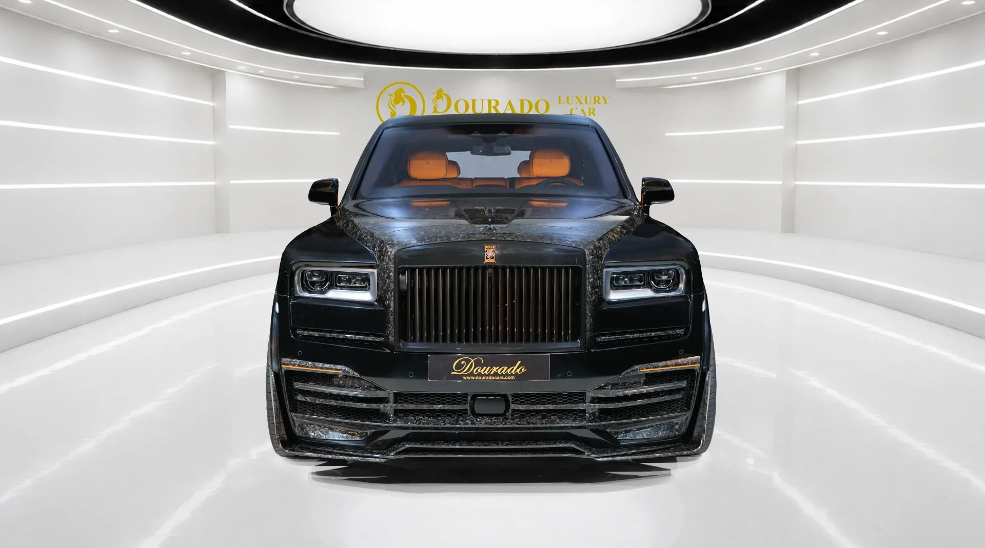 2024 Rolls-Royce Cullinan photo 2