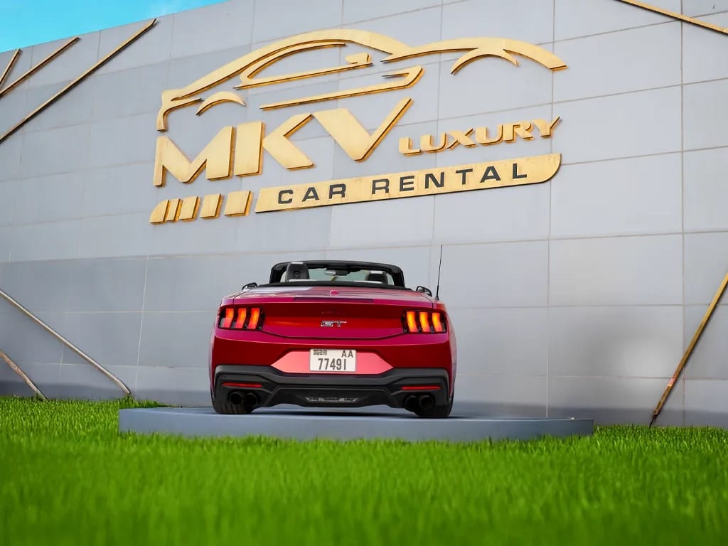 2024 Ford Mustang photo 4