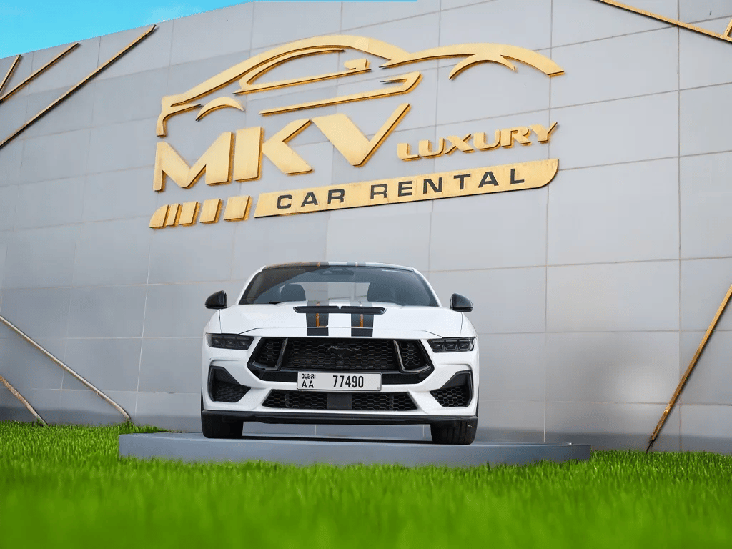 2024 Ford Mustang photo 2