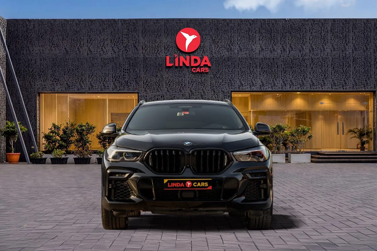 2023 BMW X6 photo 2