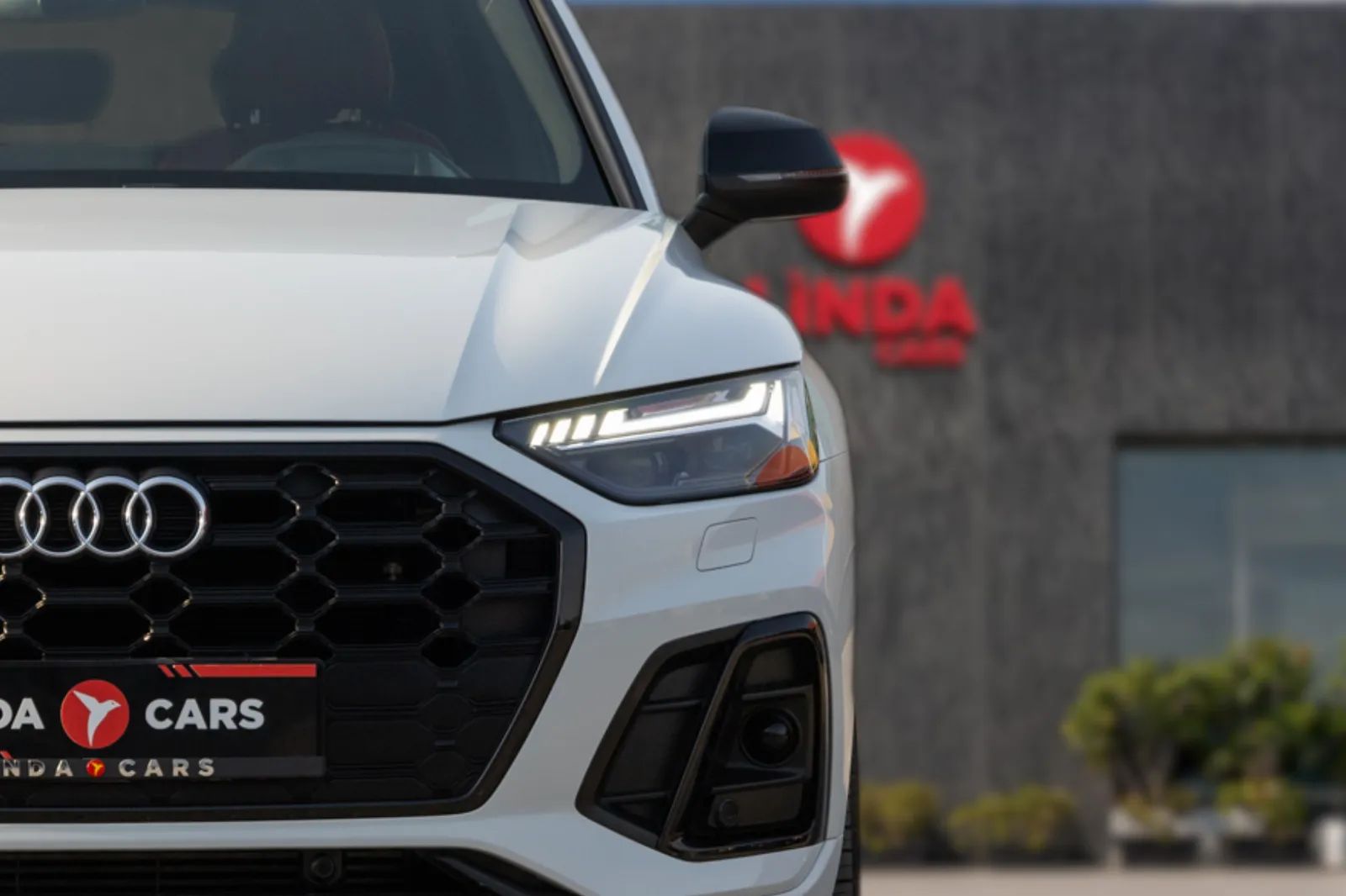 2023 Audi SQ5 photo 3