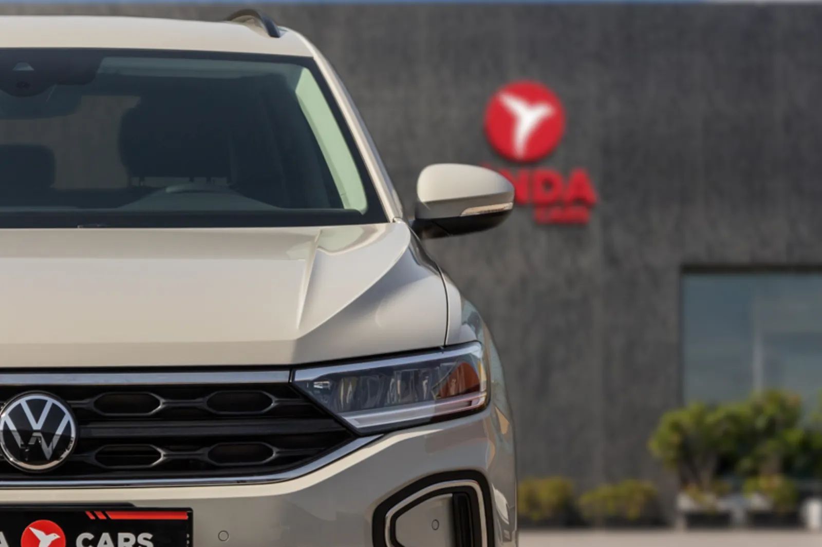 2026 Volkswagen T-Roc photo 3