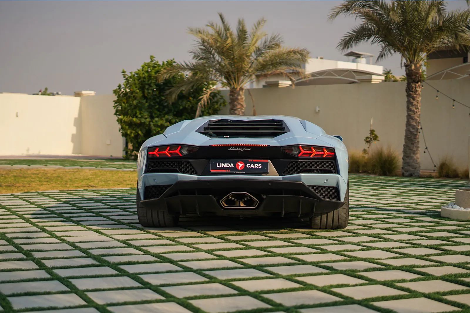 2018 Lamborghini Aventador photo 5