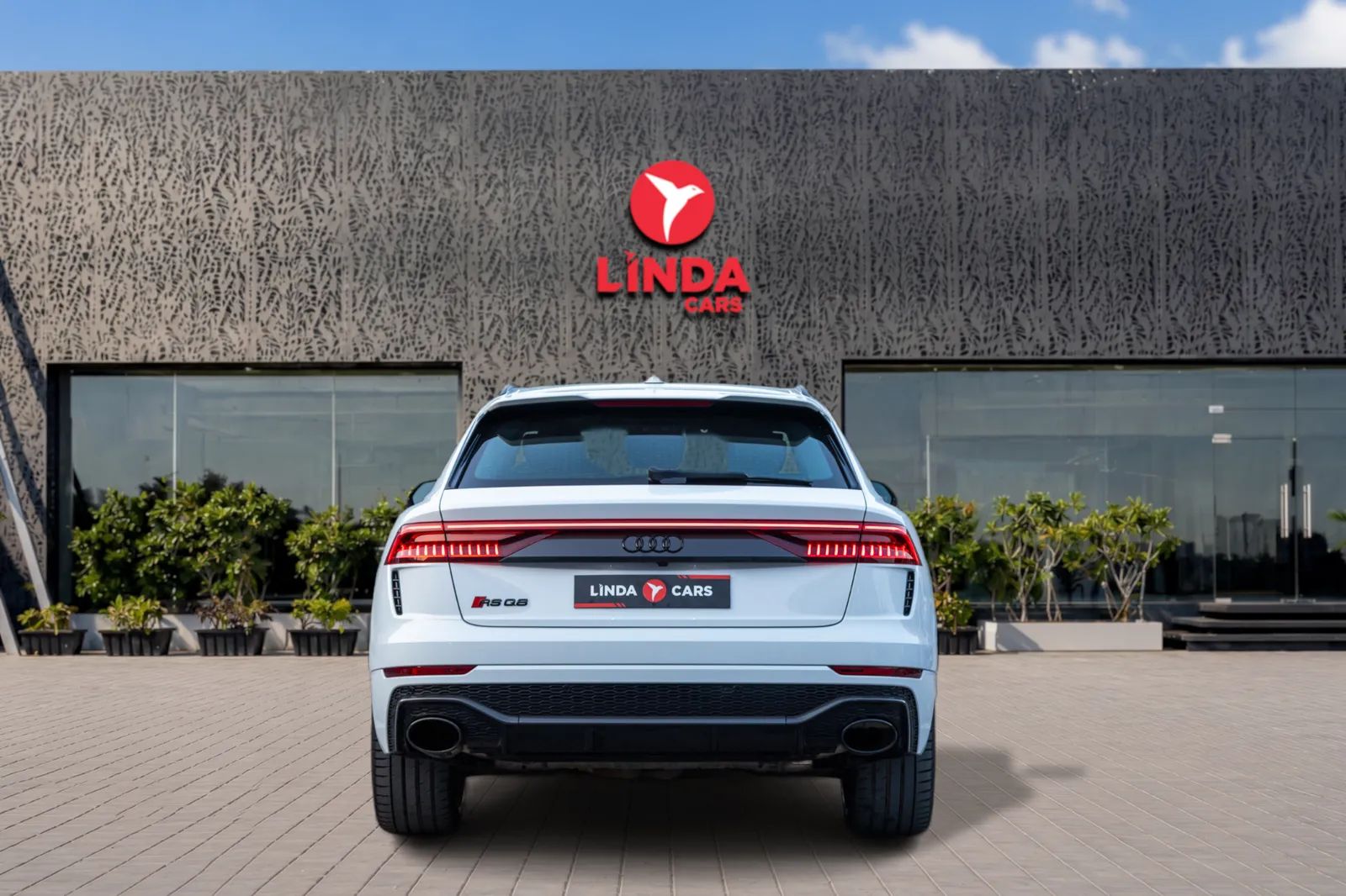 2022 Audi RS Q8 photo 4