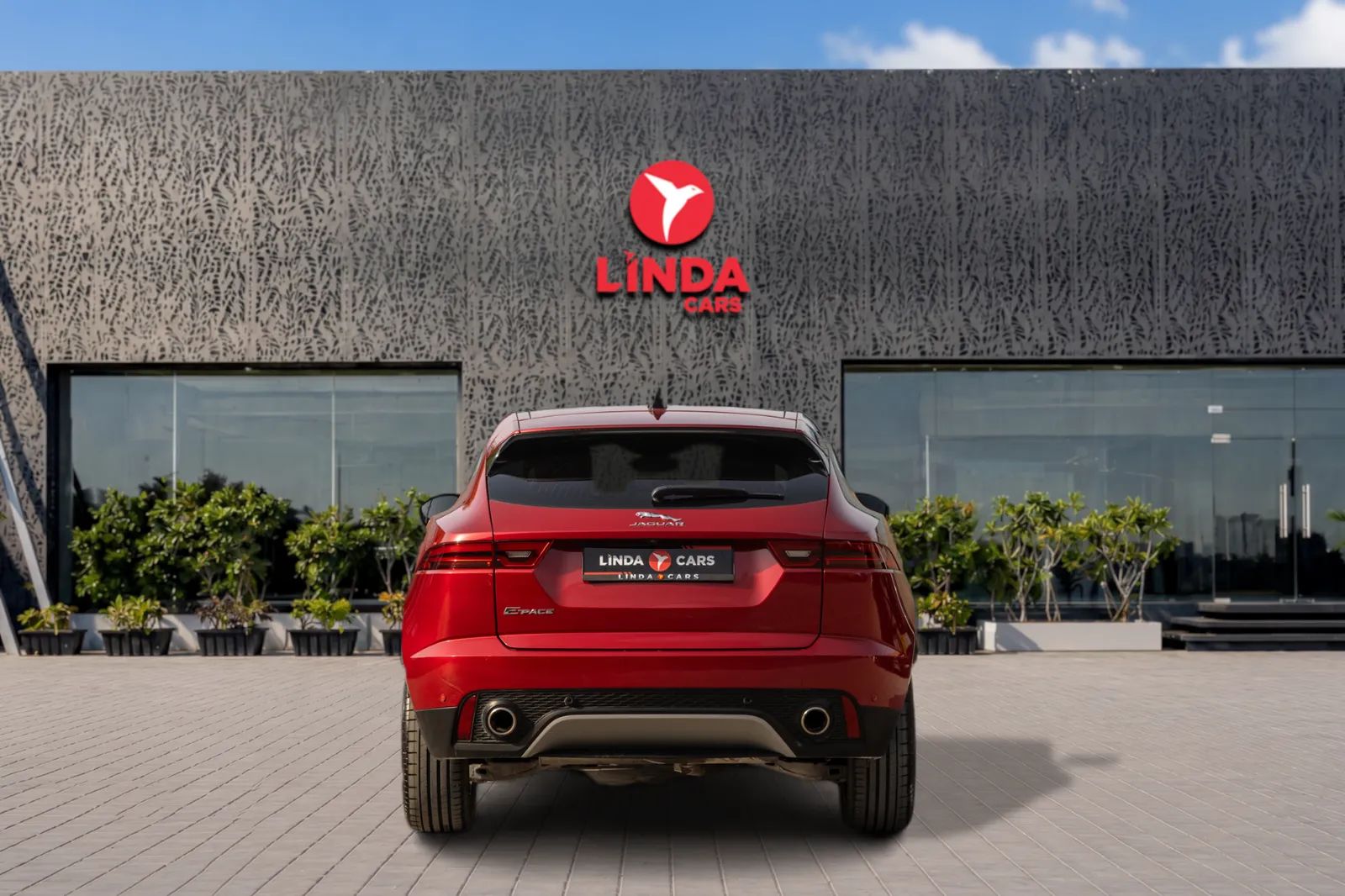 2021 Jaguar E-Pace photo 4