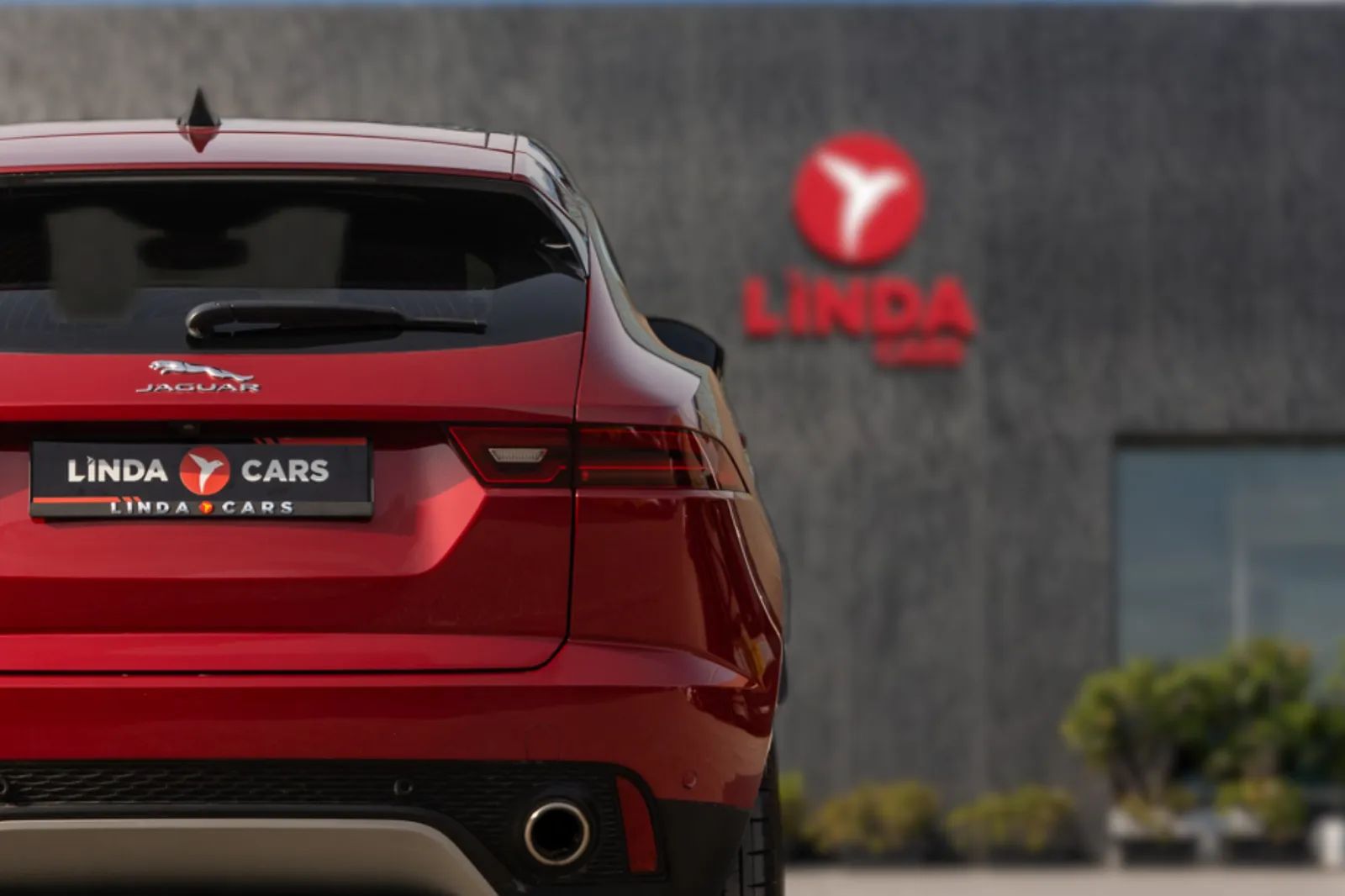2021 Jaguar E-Pace photo 5
