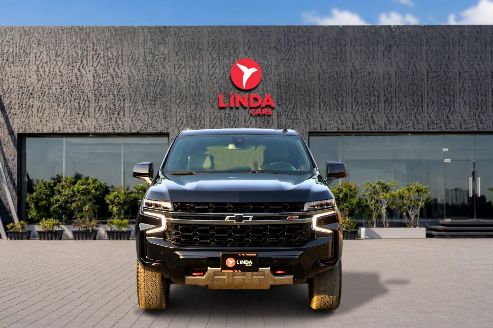2022 Chevrolet Tahoe photo 2