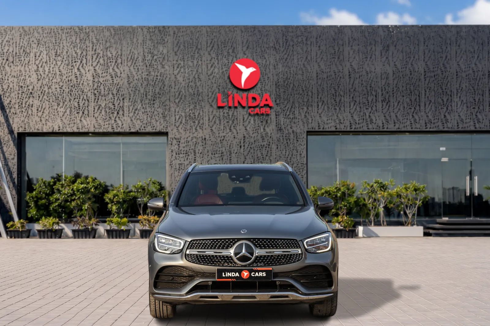 2021 Mercedes-Benz GLC photo 2