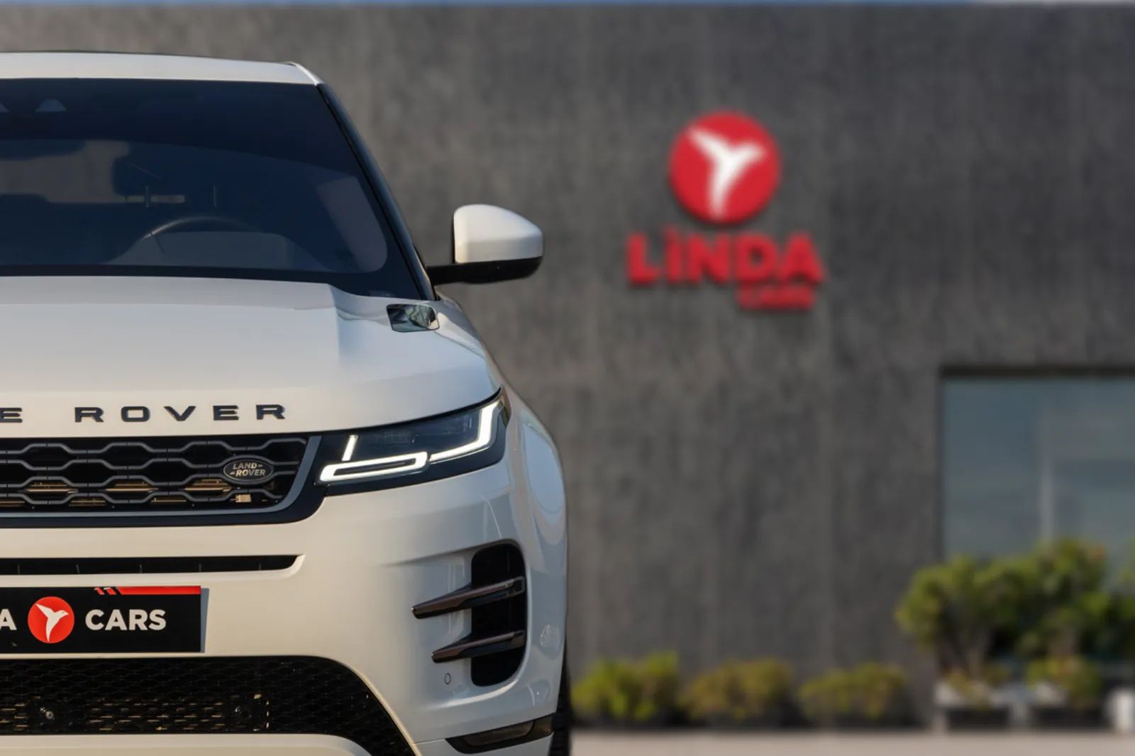 2020 Land Rover Range Rover Evoque photo 3