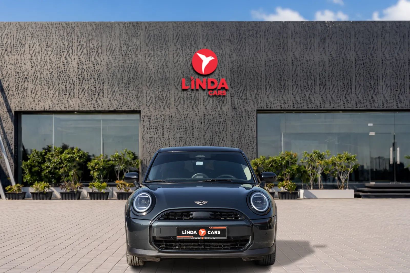 2025 MINI Cooper photo 2