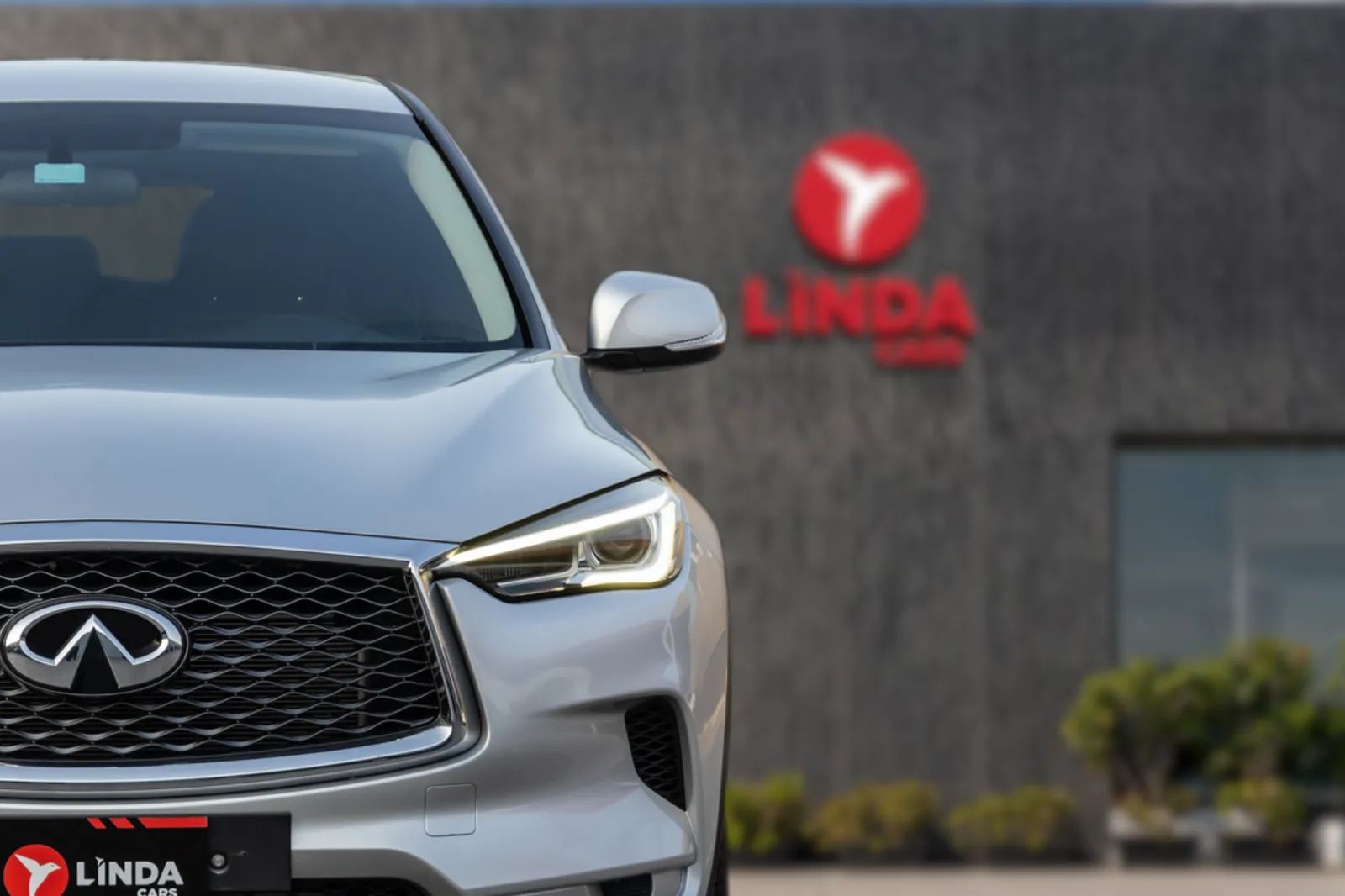 2021 Infiniti QX50 photo 3