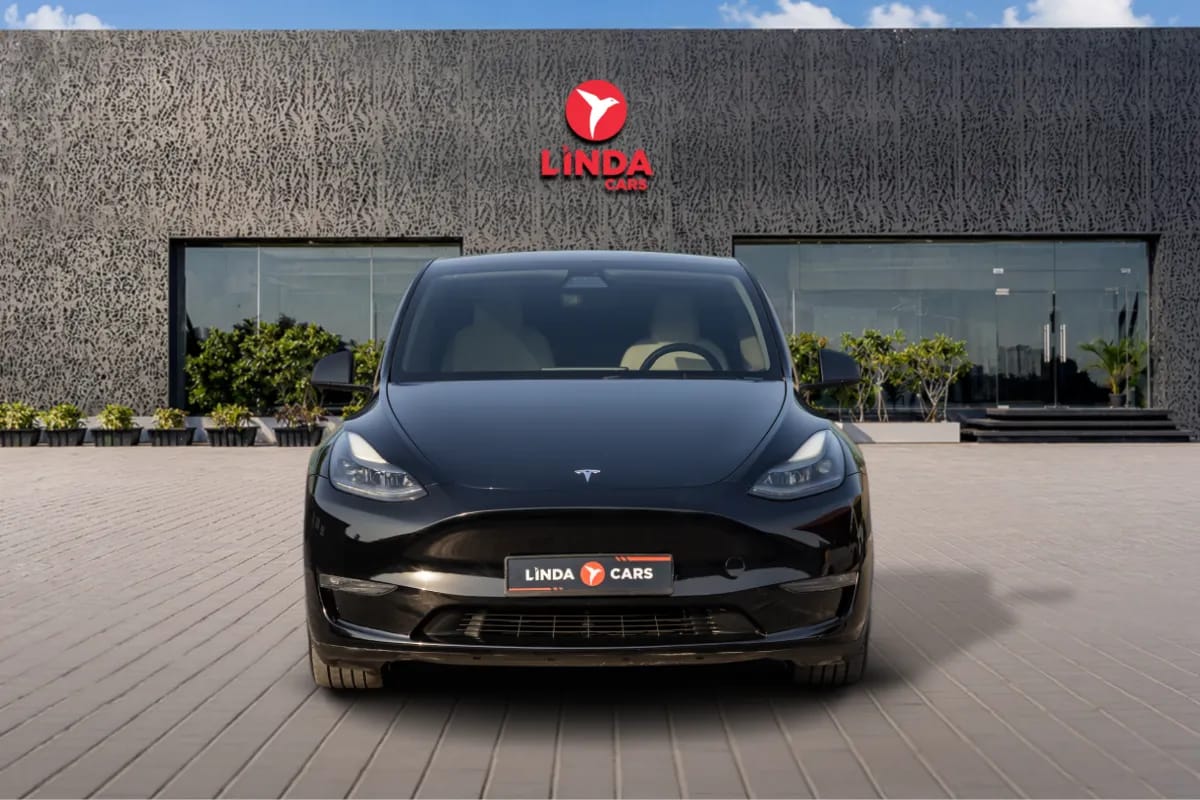 2023 Tesla Model Y photo 2