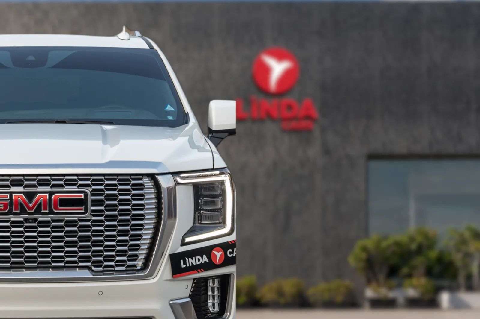 2024 GMC Yukon photo 3