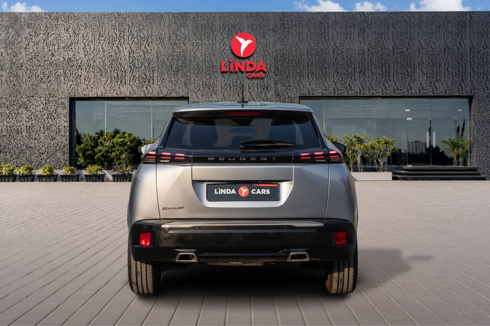 2025 Peugeot 2008 photo 4
